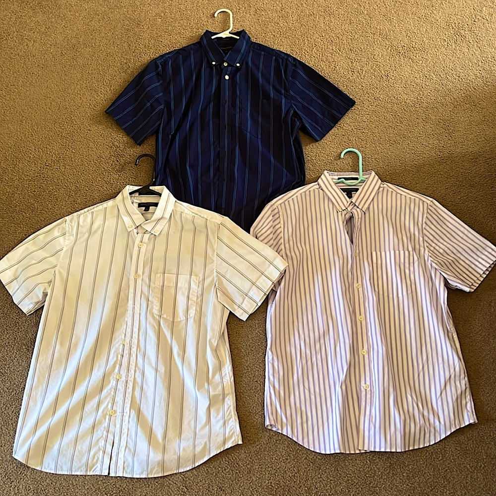 Banana republic short sleeve button down shirts